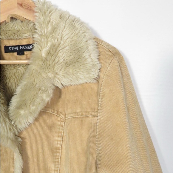 Steve Madden Cream Teddy Jacket with Faux Fur Trim - Picture 3 of 7